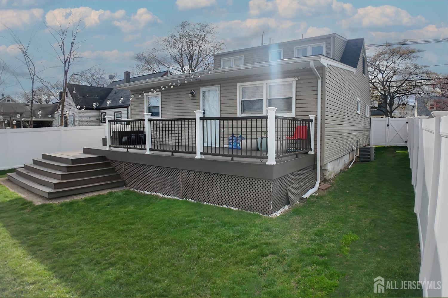 202 Jackson Avenue Image 5