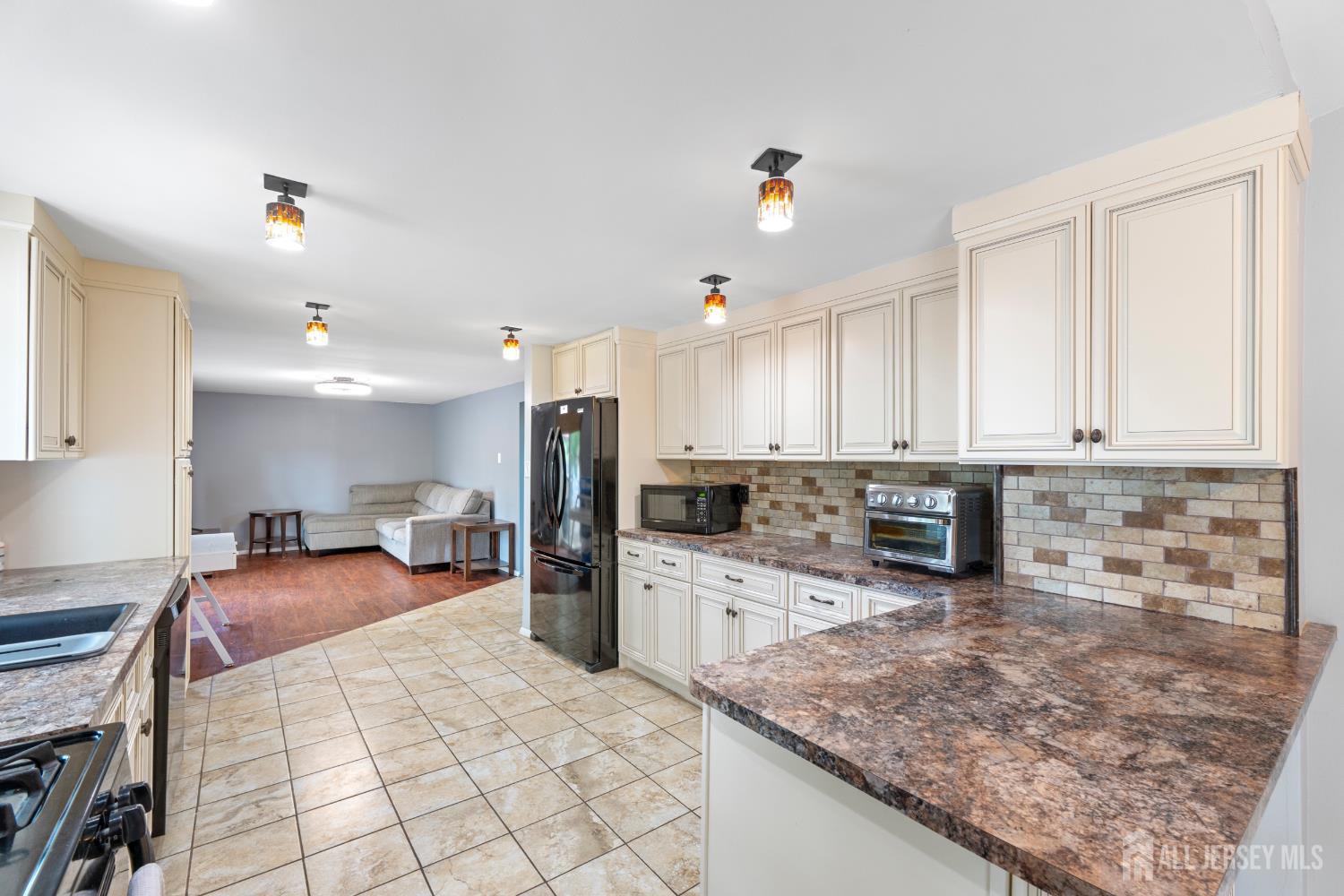 15 Creighton Circle, Old Bridge, NJ, 08857 image 11