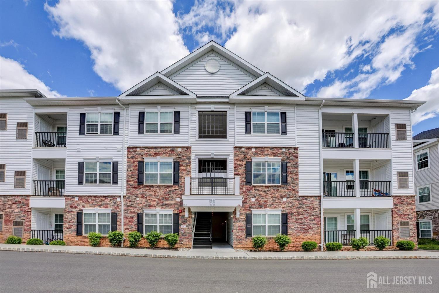 1028 Vanderbergh Boulevard Image 1