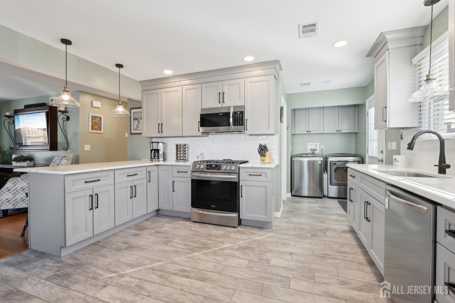 802 CENTER Street, Union Beach, NJ, 07735 image 6
