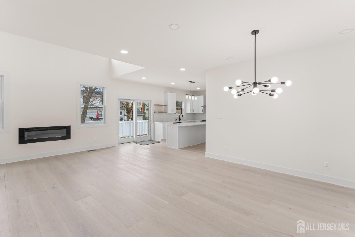 23 Redwood Avenue, Edison, NJ, 08817 image 12
