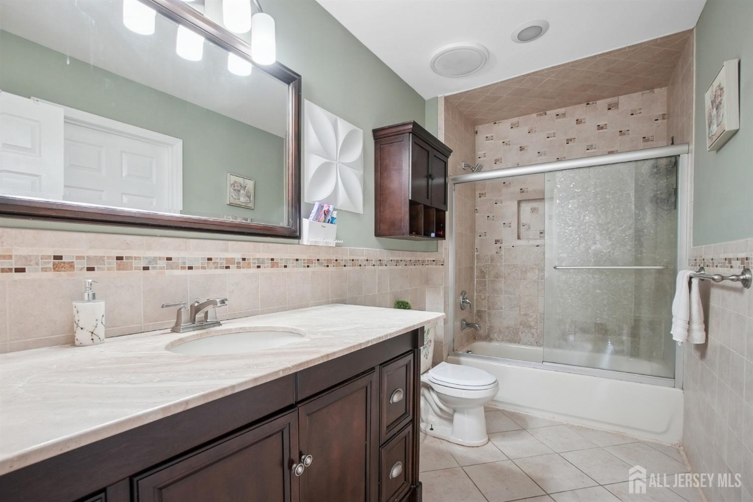 19 Edgegrove Street, Edison, NJ, 08837 image 21