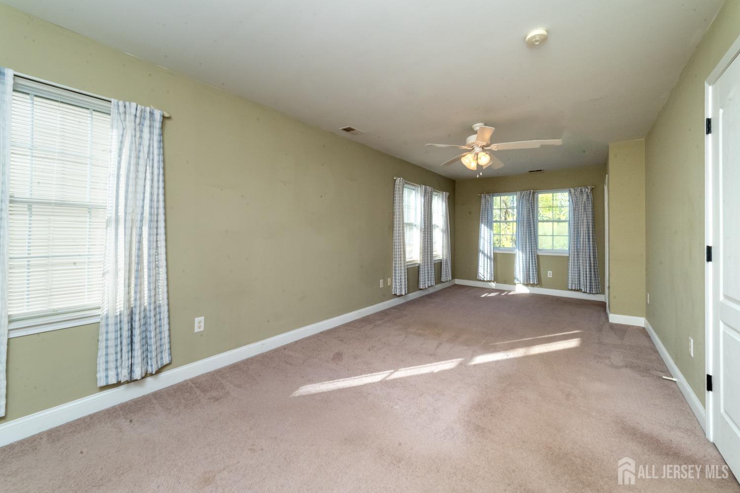 636 Woodland Avenue, Old Bridge, NJ, 08879 image 17
