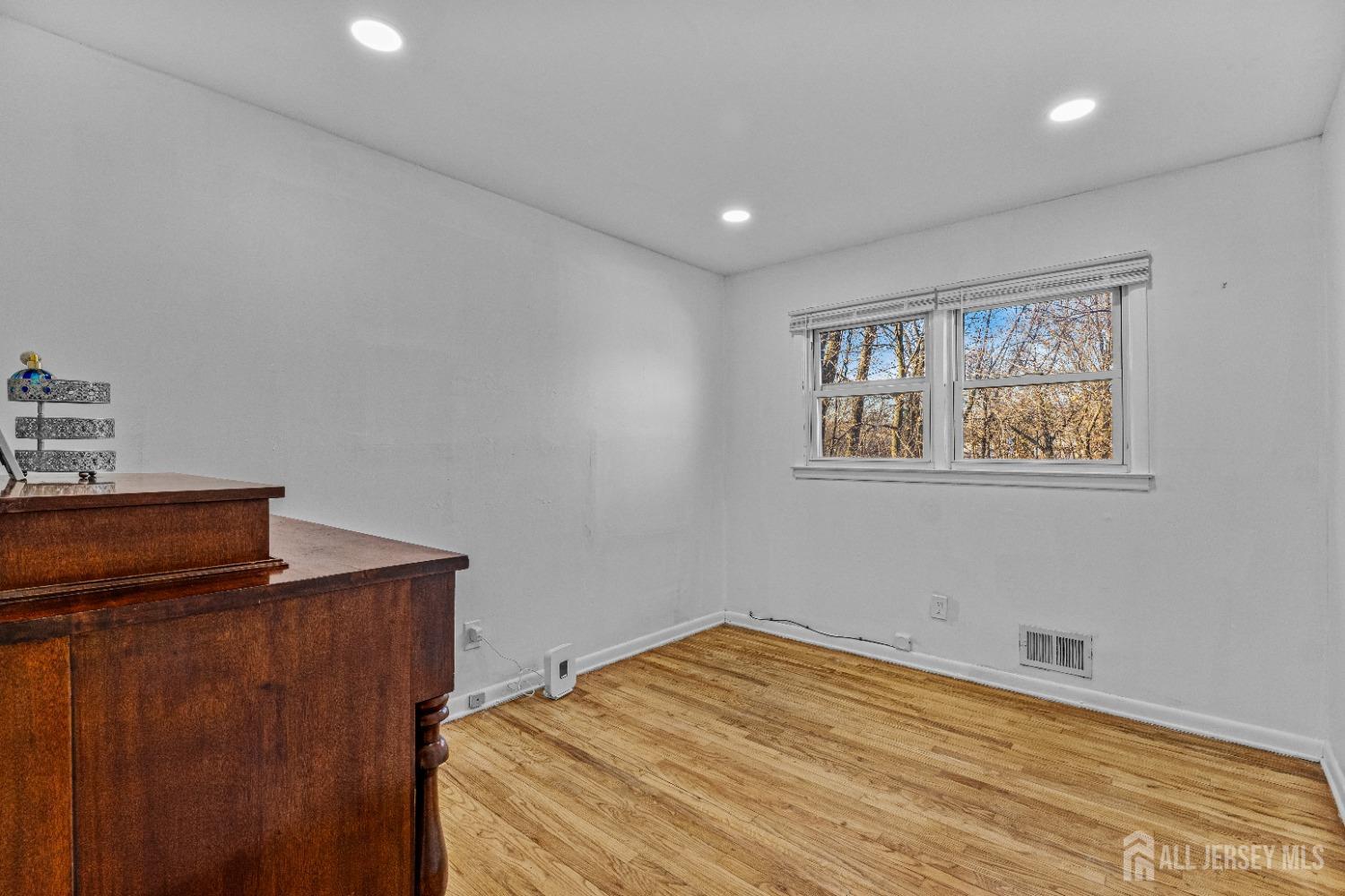 396 S 7th Avenue, Highland Park, NJ, 08904 image 10