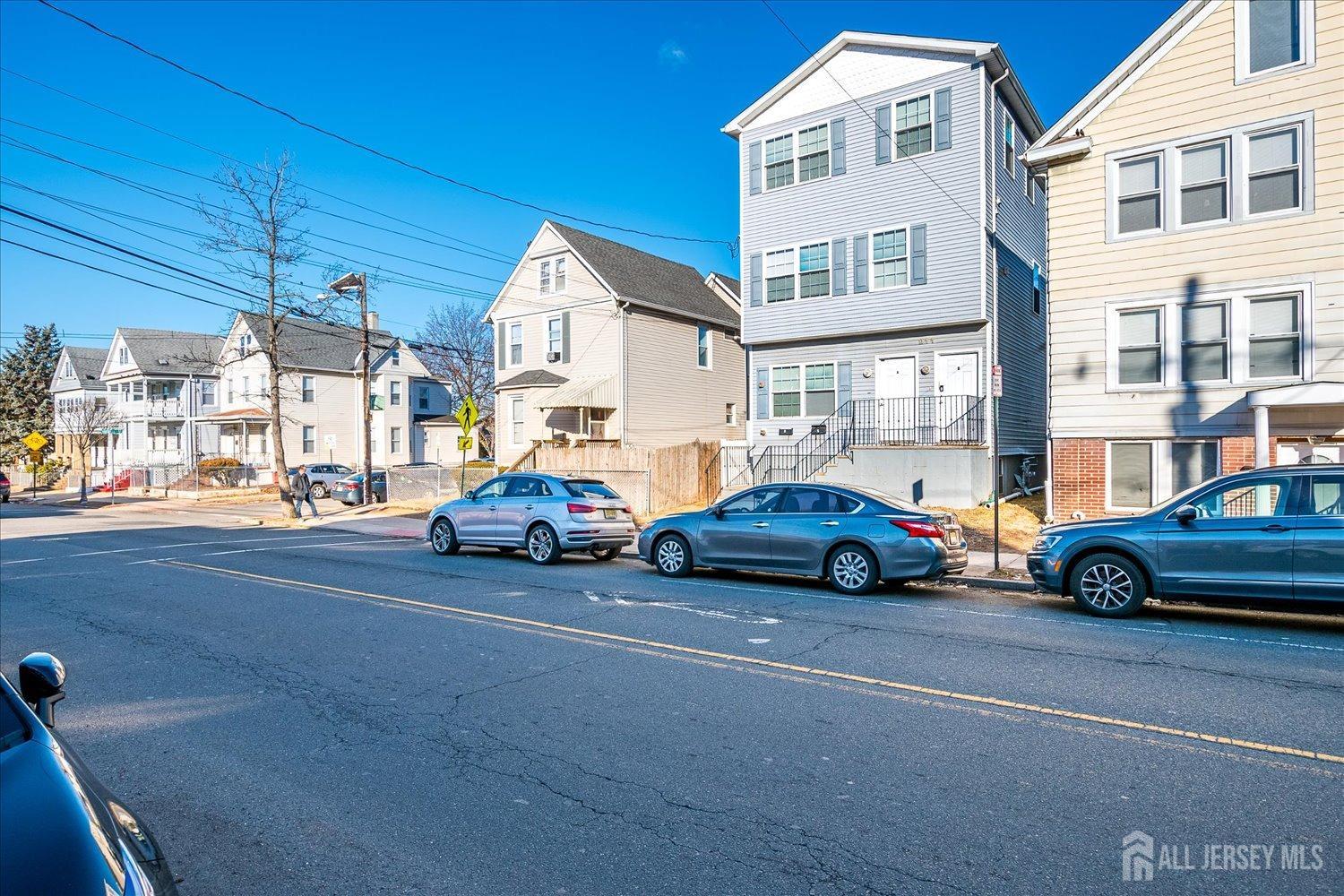 211 Hamilton Street Image 2