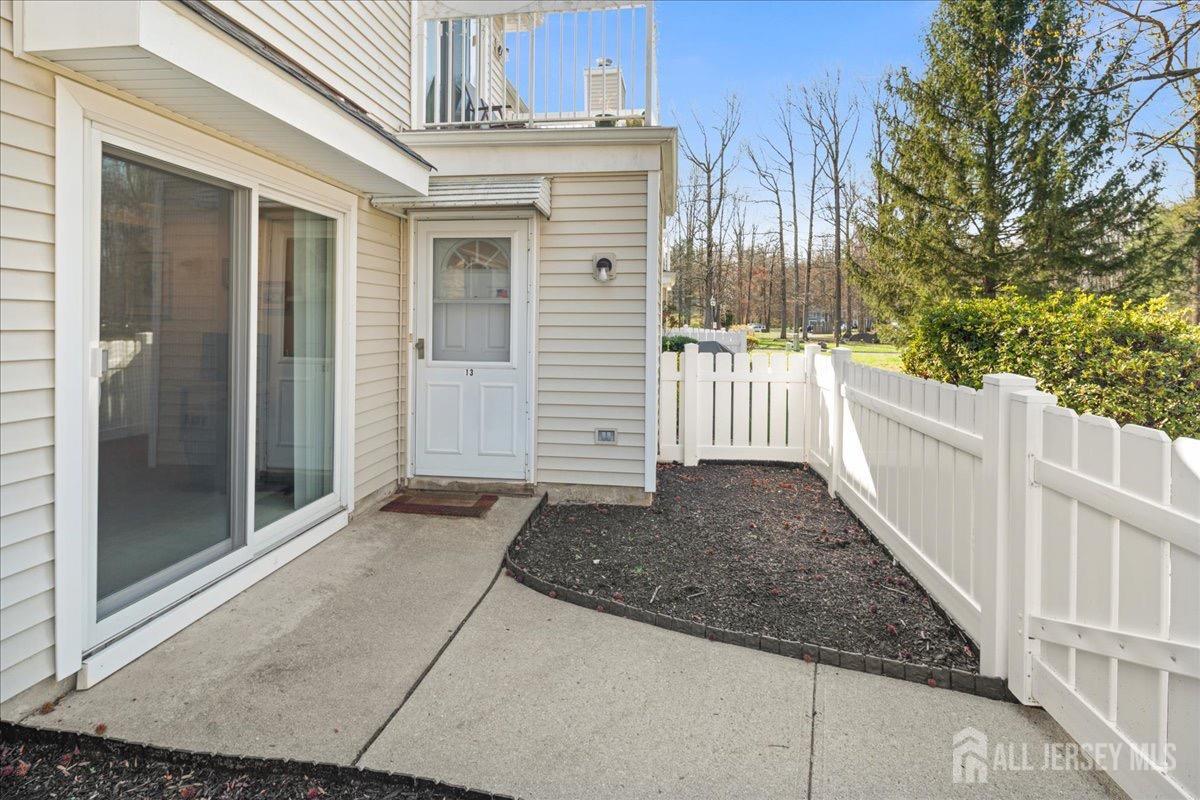13 Wynwood Drive, South Brunswick, NJ, 08852