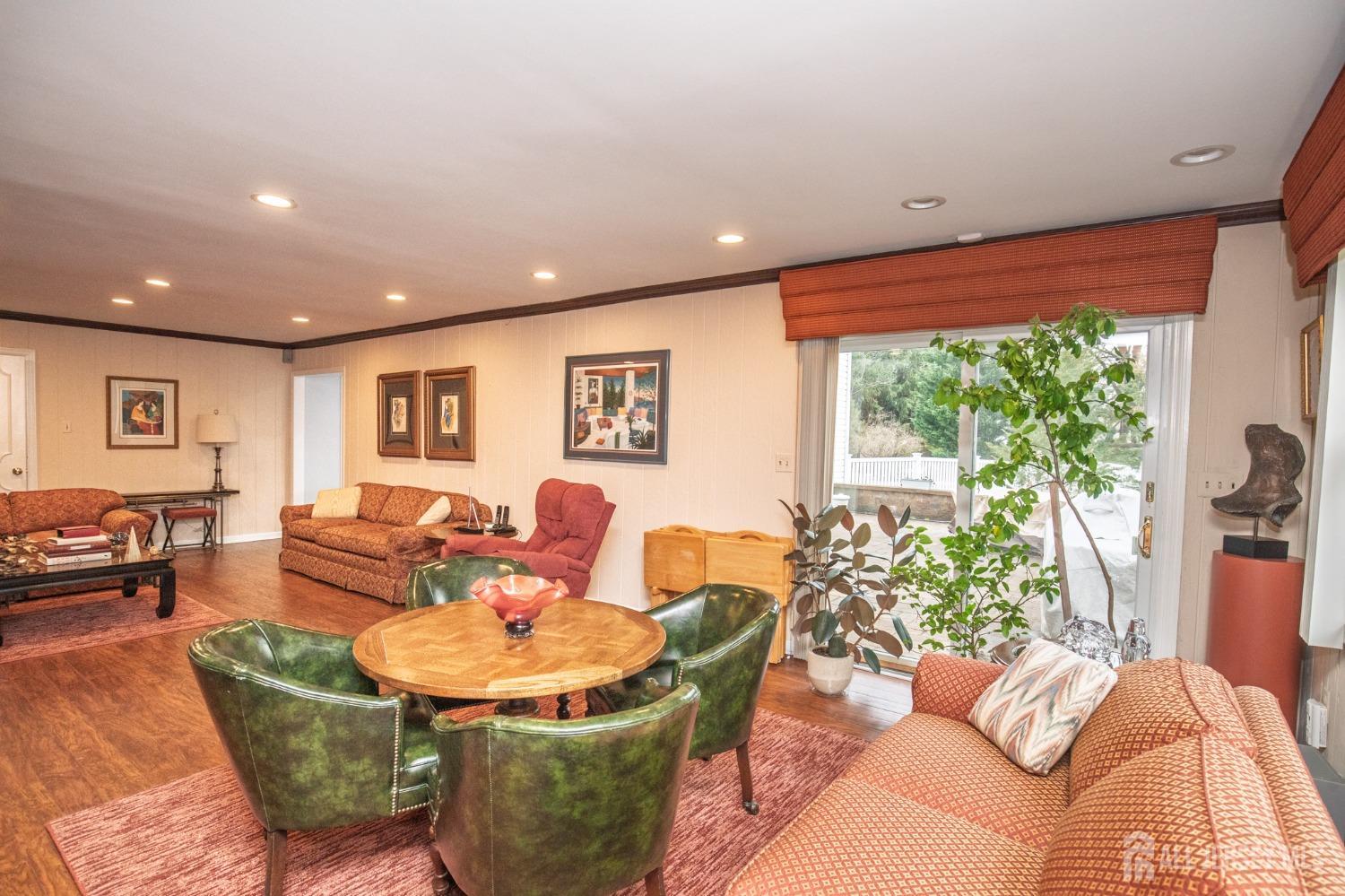 7 Colonial Court, Manalapan, NJ, 07726 image 15