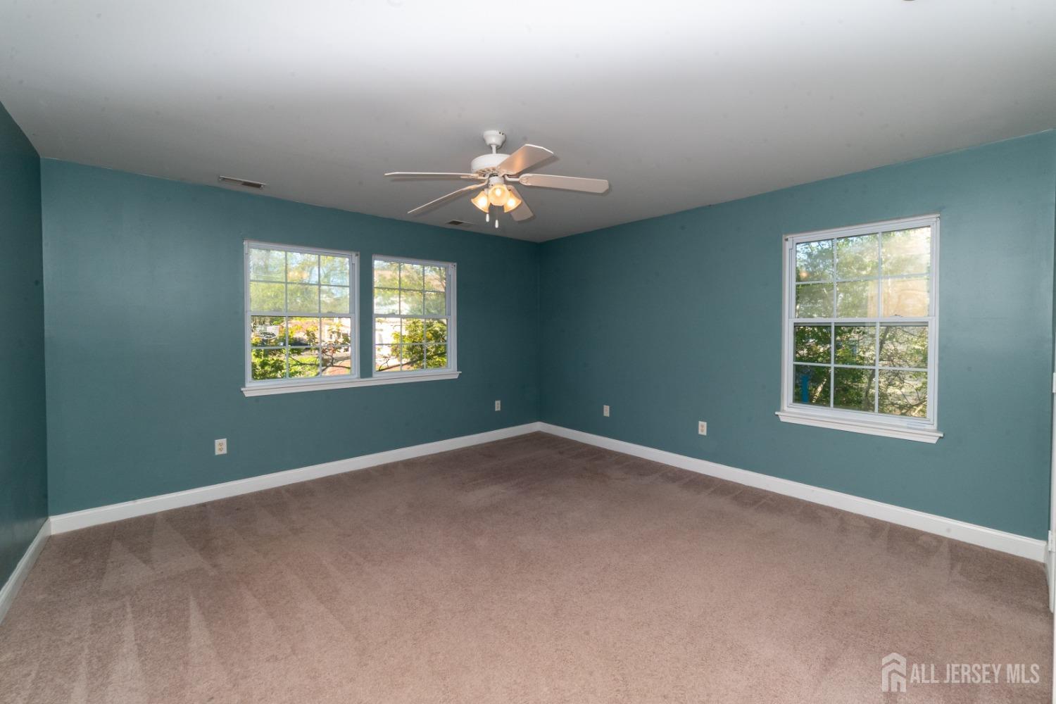 636 Woodland Avenue, Old Bridge, NJ, 08879 image 23