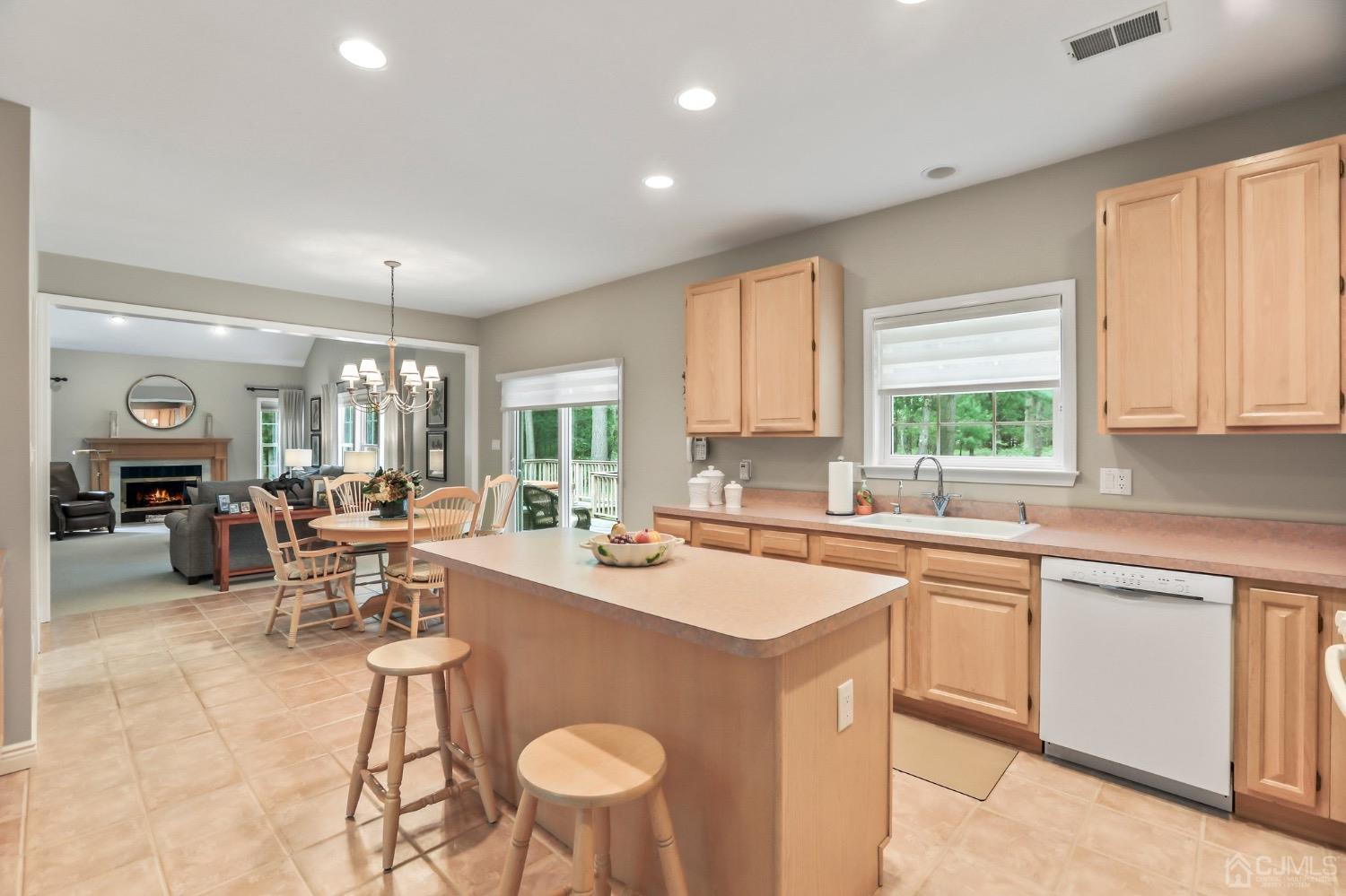 8 Iroquois Court, Colts Neck, NJ, 07722 image 19
