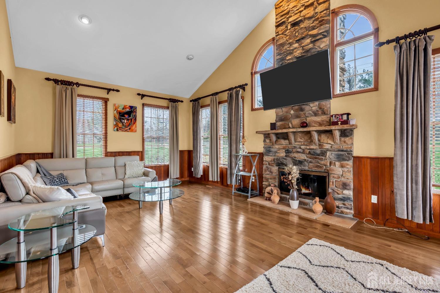 11 Dana Court, Manalapan, NJ, 07726 image 17