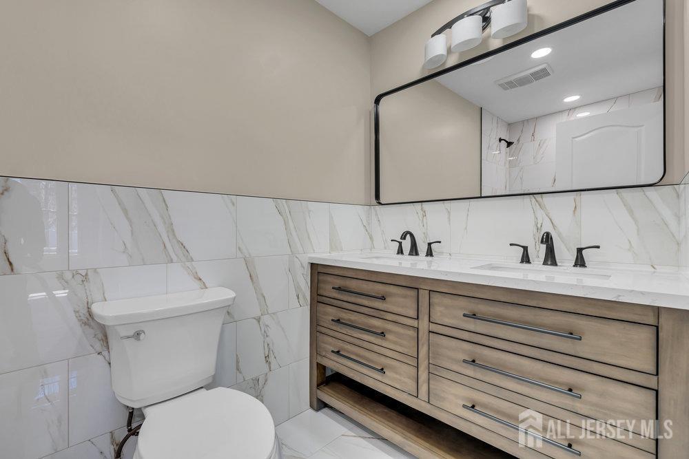 2 Old Bridge Plaza, Old Bridge, NJ, 08857 image 34