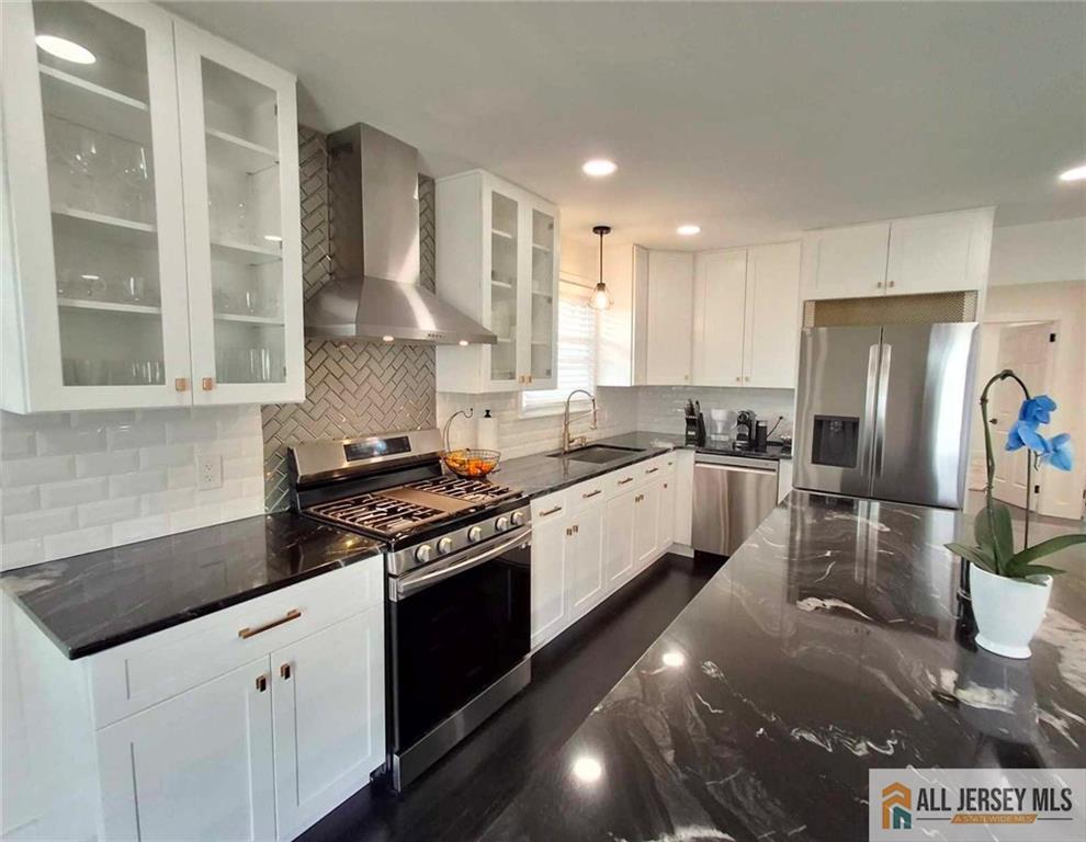 22 Macedulski Terrace, South Amboy, NJ, 08879 image 24