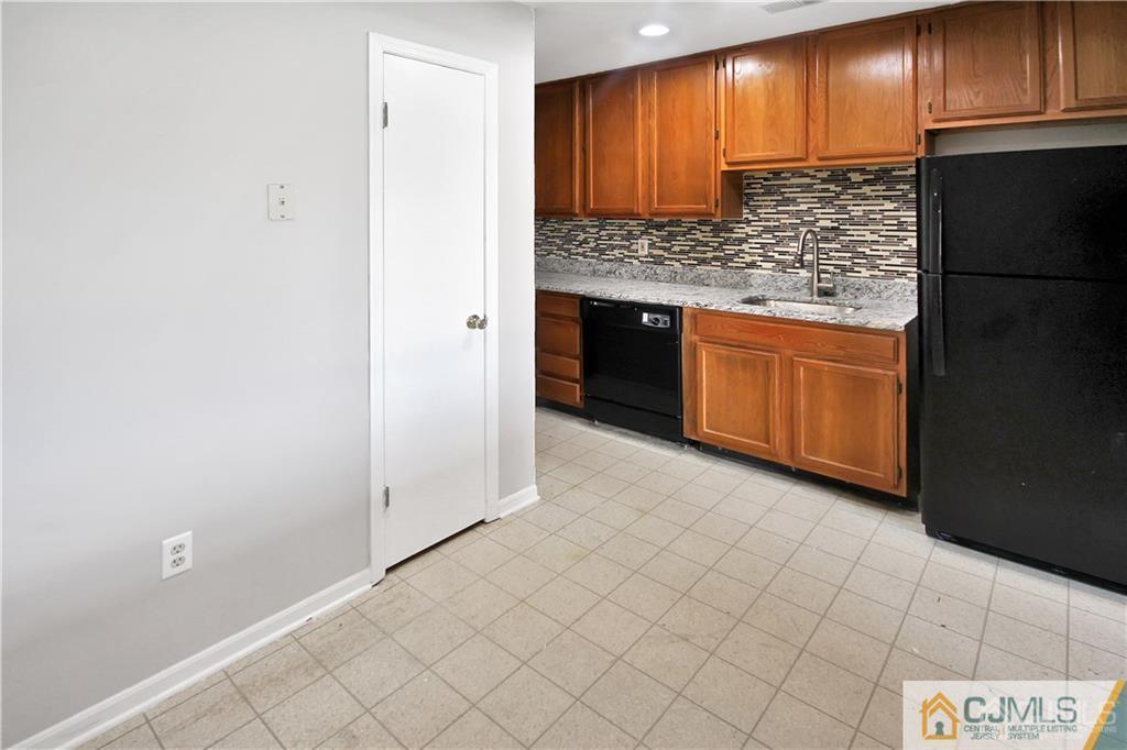 3908 Birchwood Court Image 5