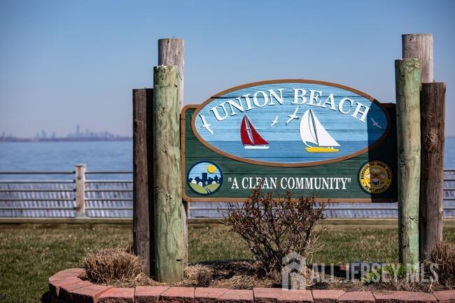 802 CENTER Street, Union Beach, NJ, 07735 image 43