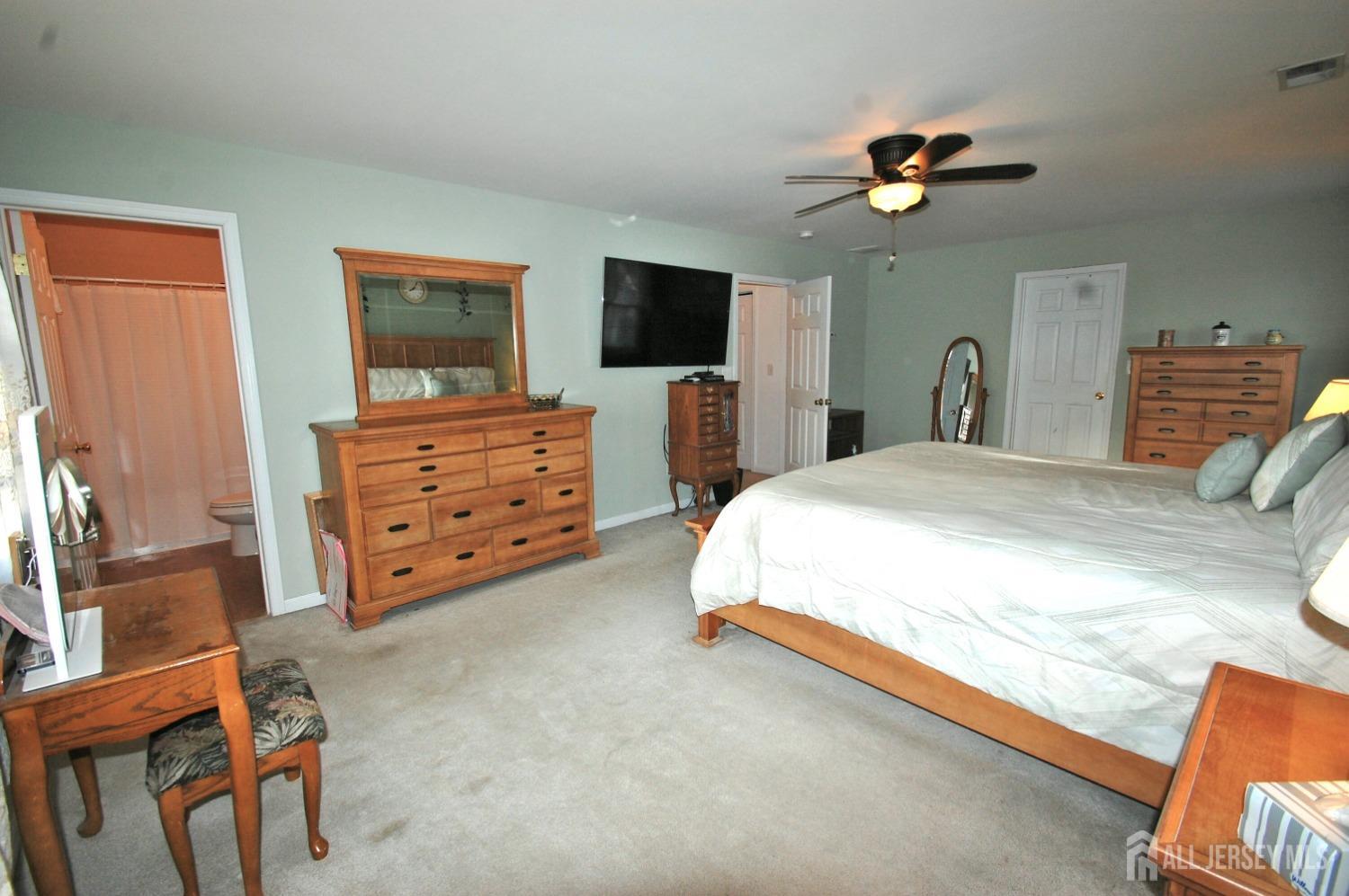 711 Edmunds Avenue, Union Beach, NJ, 07735 image 32