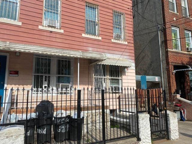 321 Milford Street, Brooklyn, New York, 11208 image 8