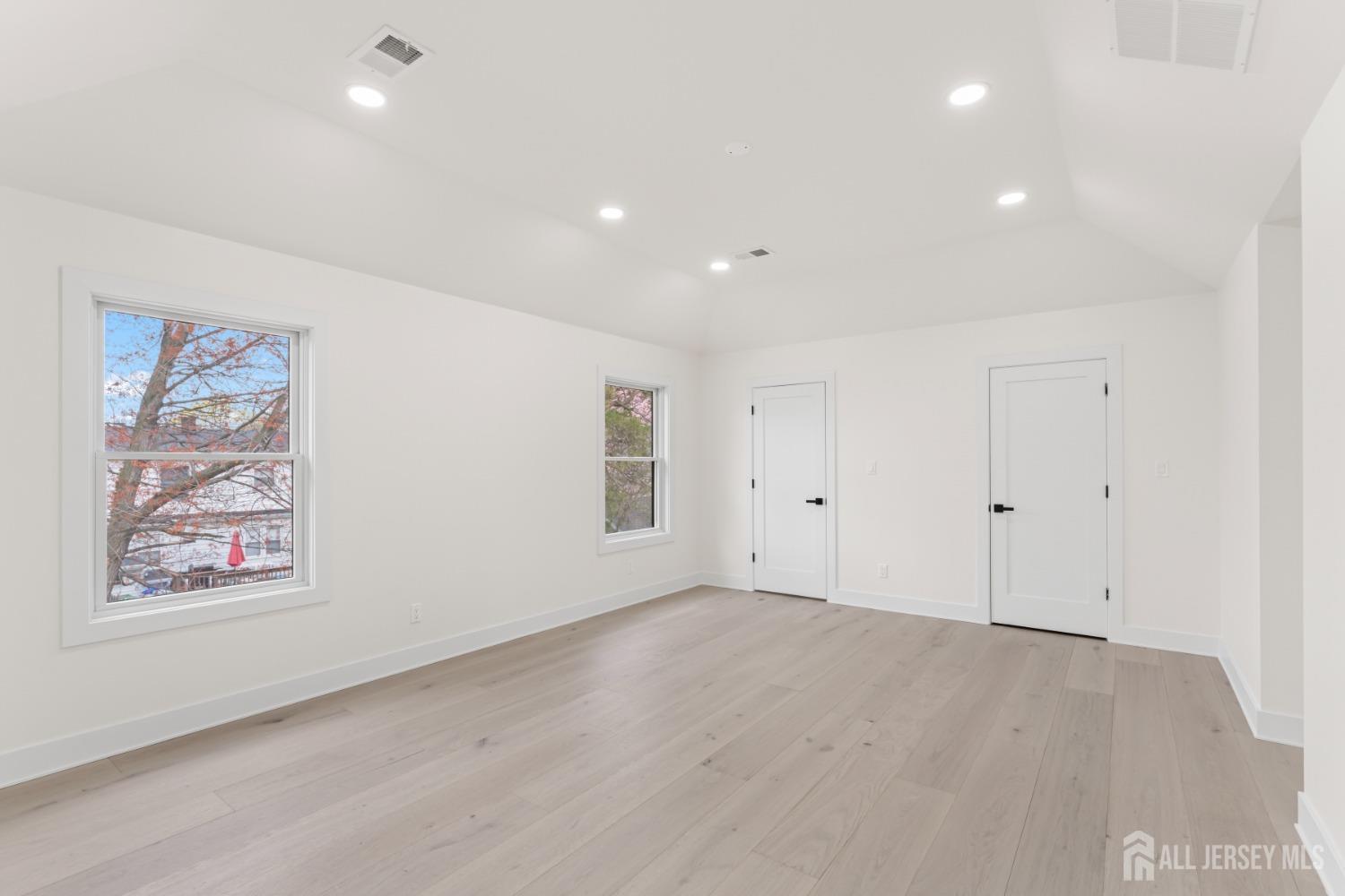 23 Redwood Avenue, Edison, NJ, 08817 image 21