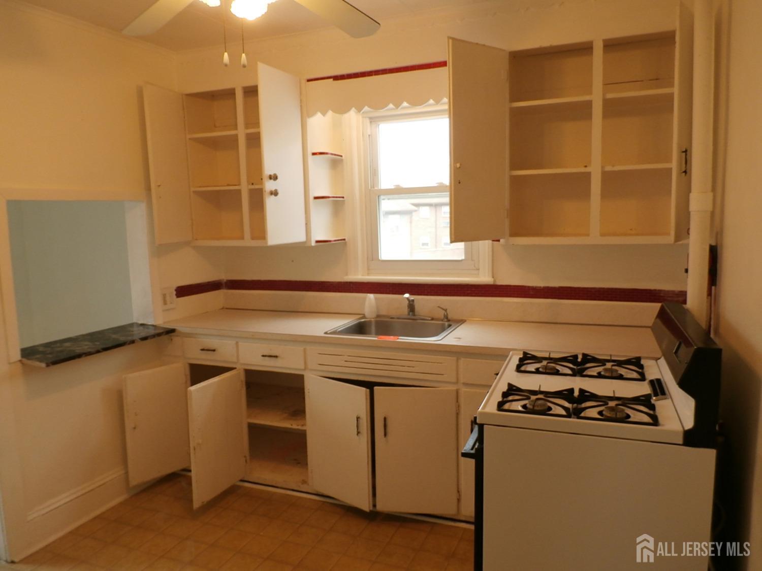 15 S 8th Avenue, Highland Park, NJ, 08904 image 6