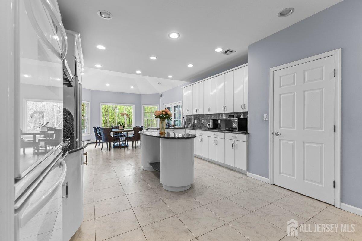 818 Holmdel Road B, Holmdel, NJ, 07733 image 16