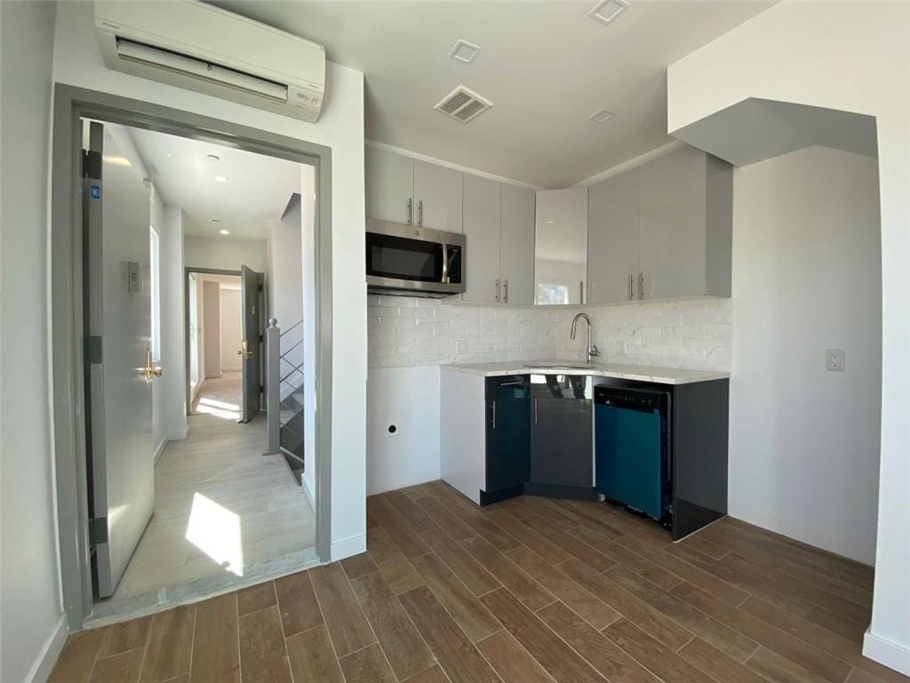 312 83rd Street, Brooklyn, New York, 11209 image 23