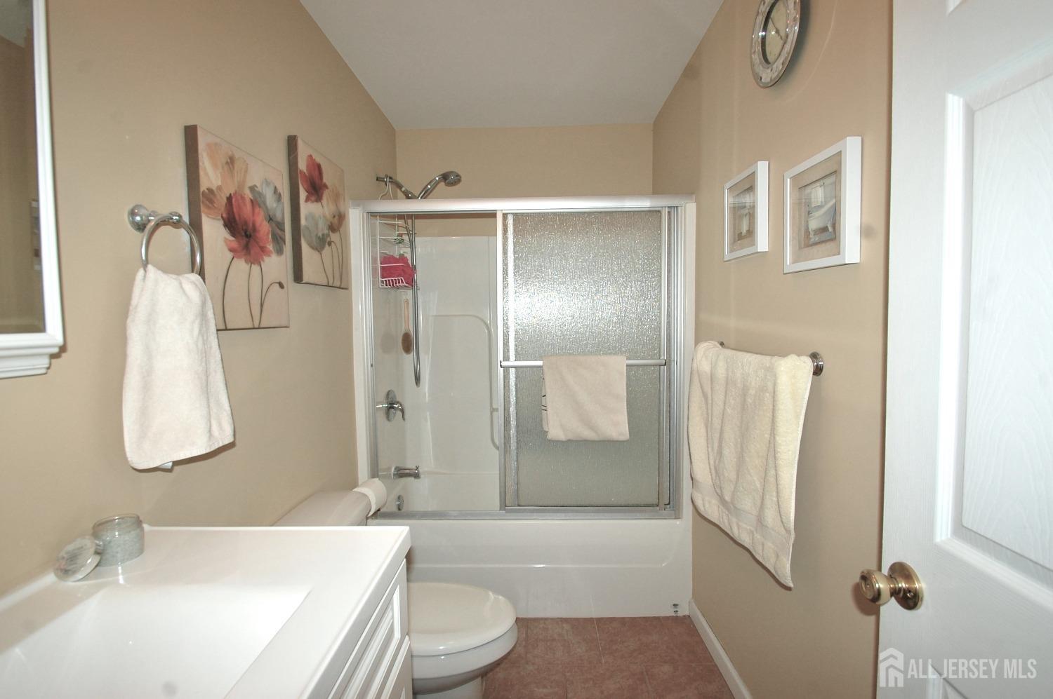711 Edmunds Avenue, Union Beach, NJ, 07735 image 41
