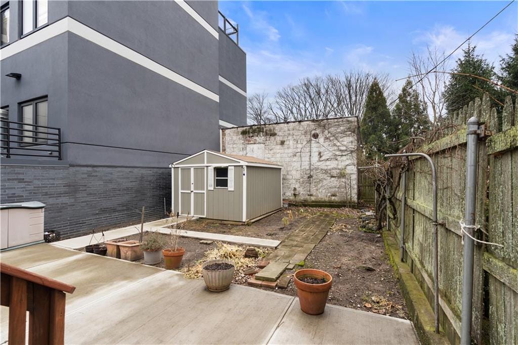 165 Battery Avenue, Brooklyn, New York, 11209 image 26