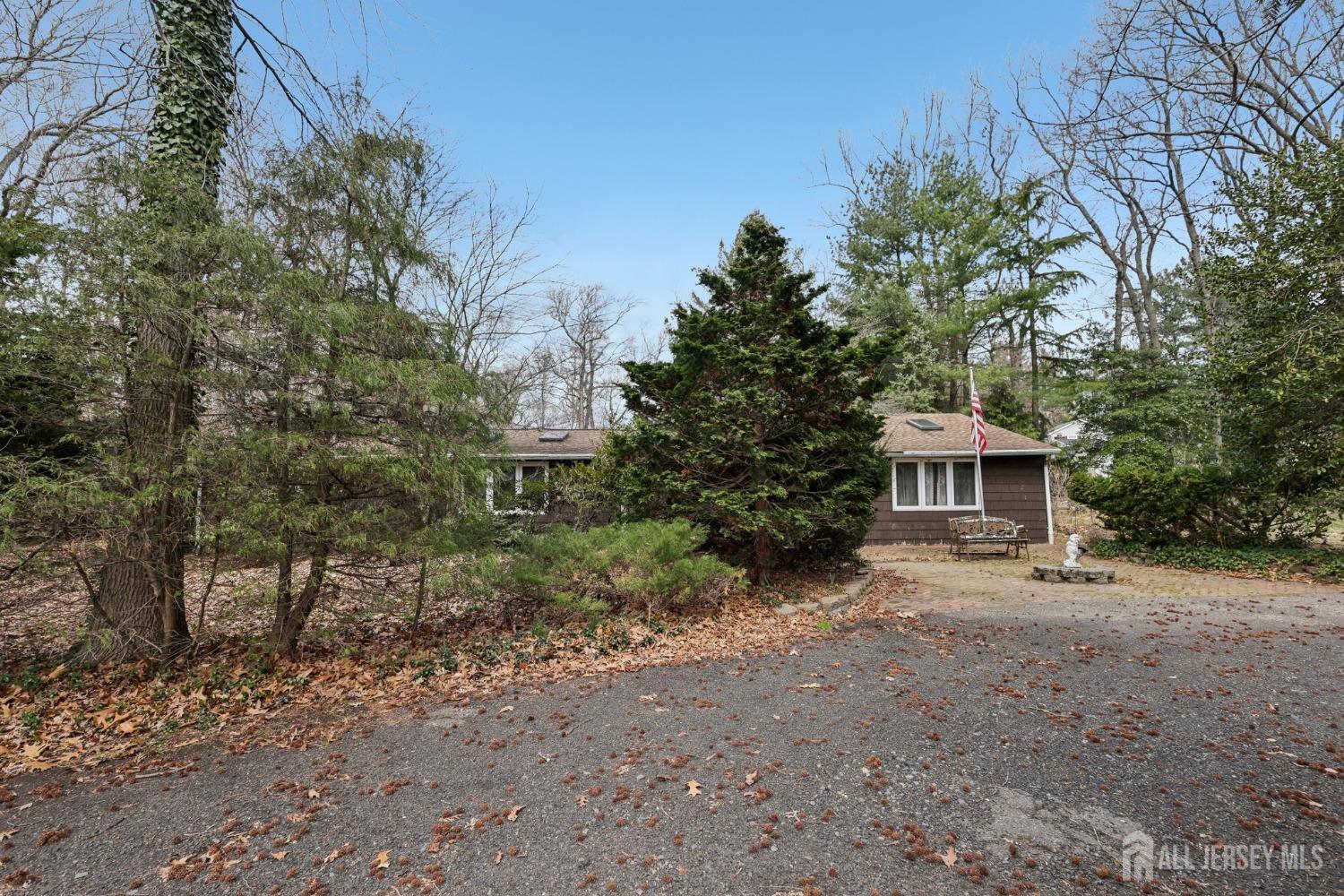 227 Lloyd Road, Aberdeen, NJ, 07747 image 27