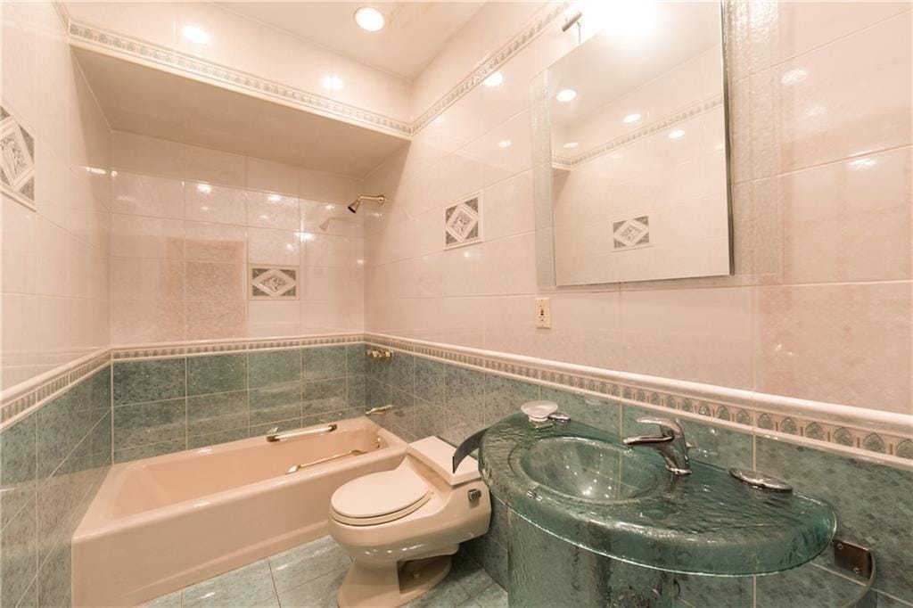 7325 14th Avenue, Brooklyn, New York, 11228 image 11
