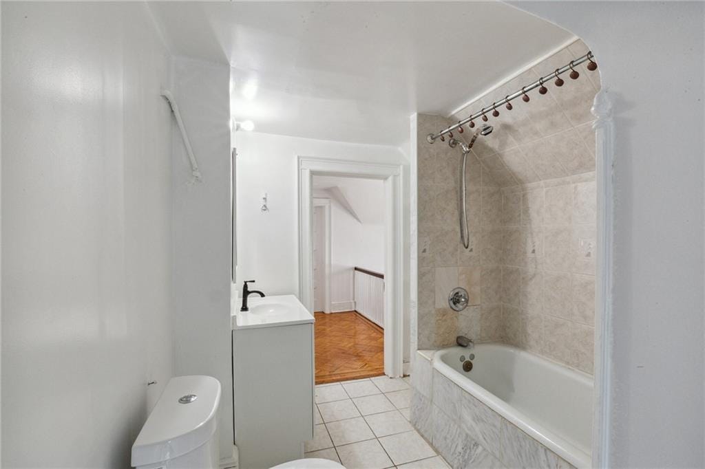 761 East 22nd Street, Brooklyn, New York, 11210 image 18