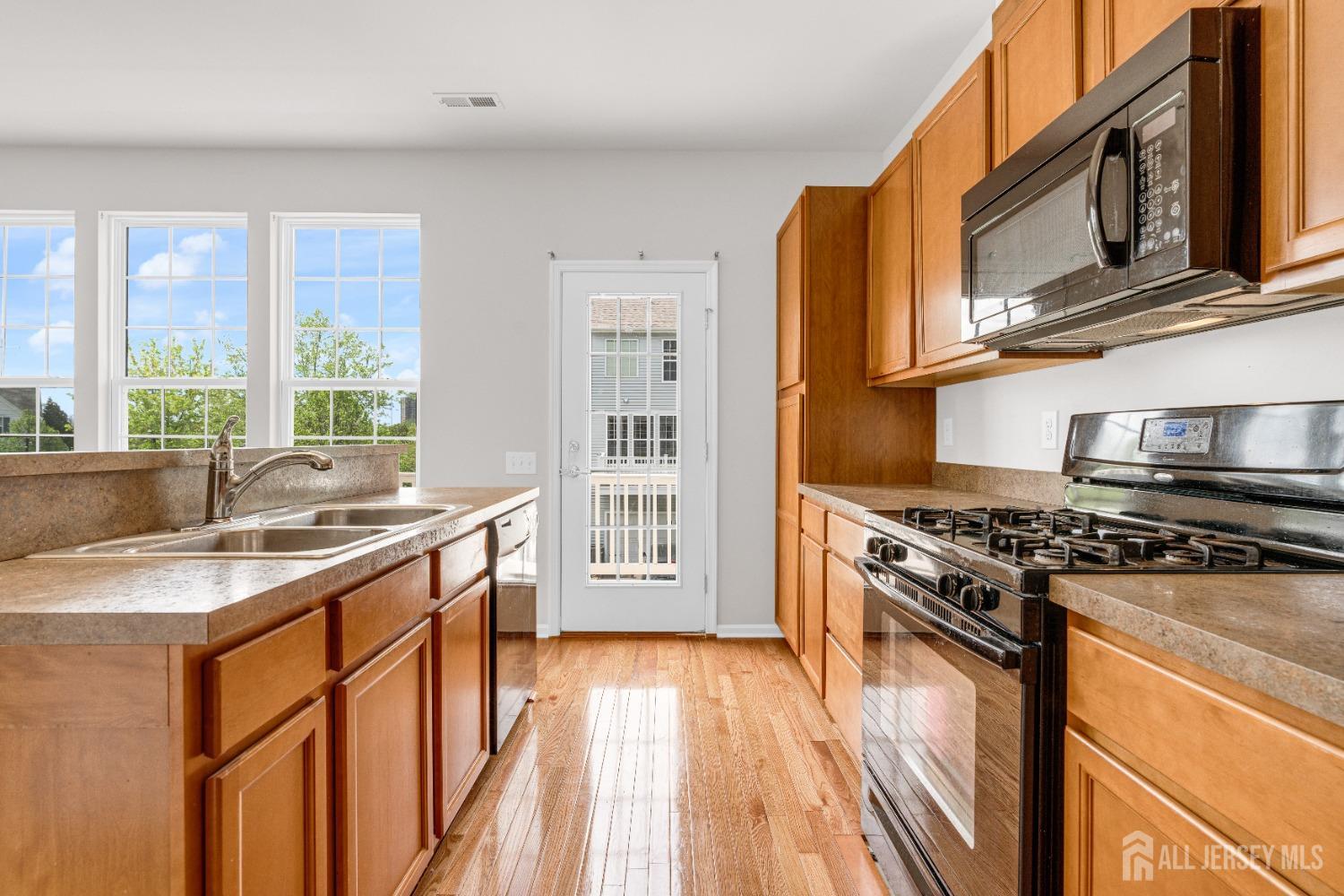 1202 Ella Lane, Highland Park, NJ, 08904 image 15