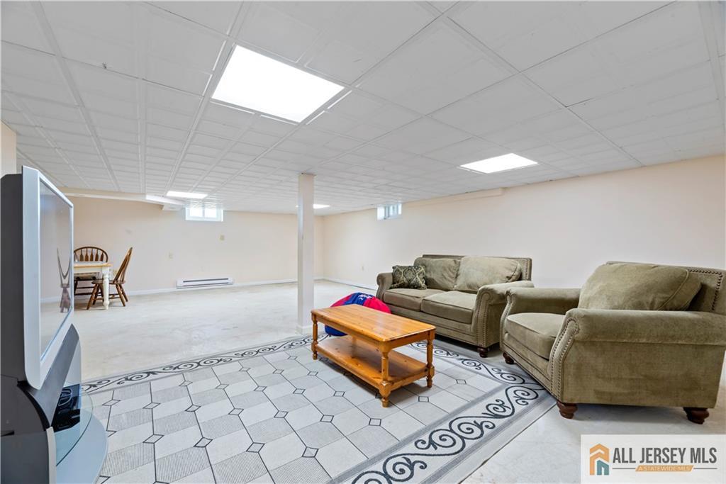 6 Miller Farm Road, Franklin, NJ, 08873 image 39