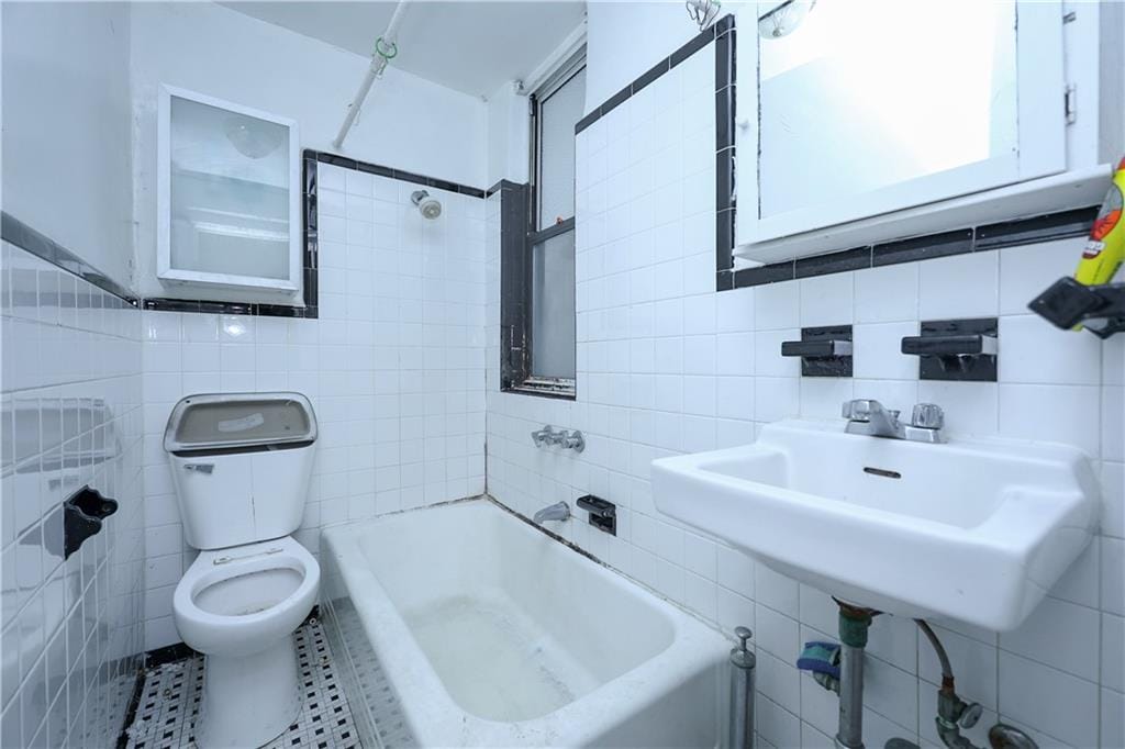 474 Bay Ridge Avenue, Brooklyn, New York, 11220 image 12