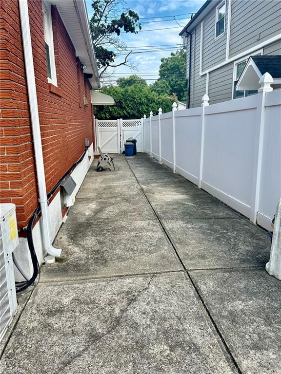 57 Jerome Road, Staten  Island, New York, 10305 image 17