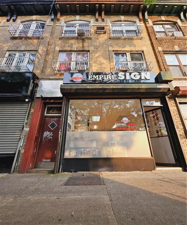 6221 20th Avenue Image 2