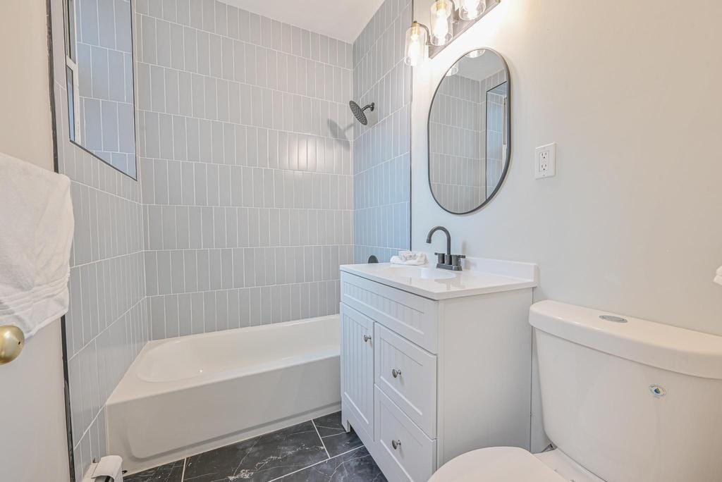 184 Hull Street C, Brooklyn, New York, 11233 image 18