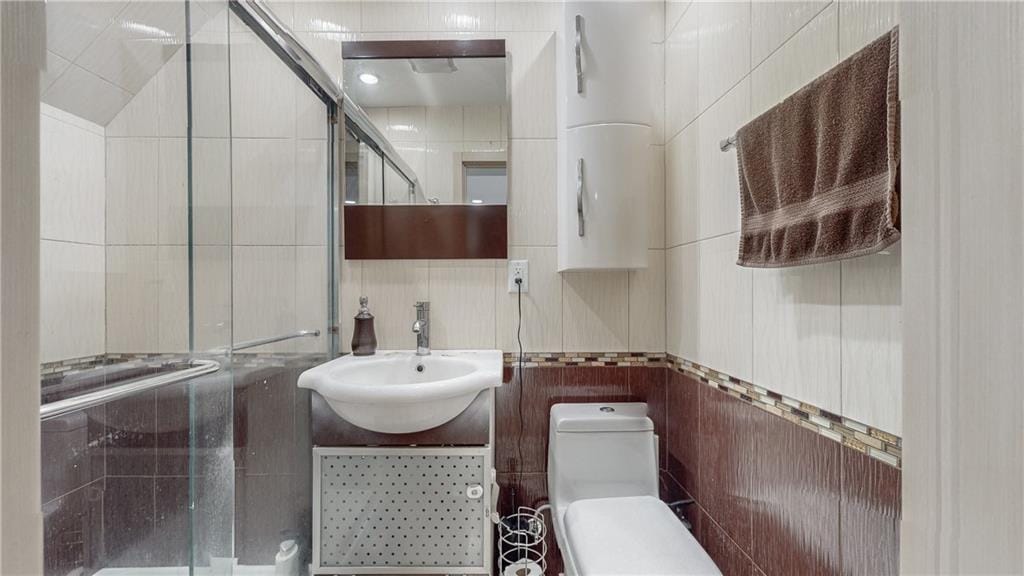 2246 East 70th Street, Brooklyn, New York, 11234 image 22