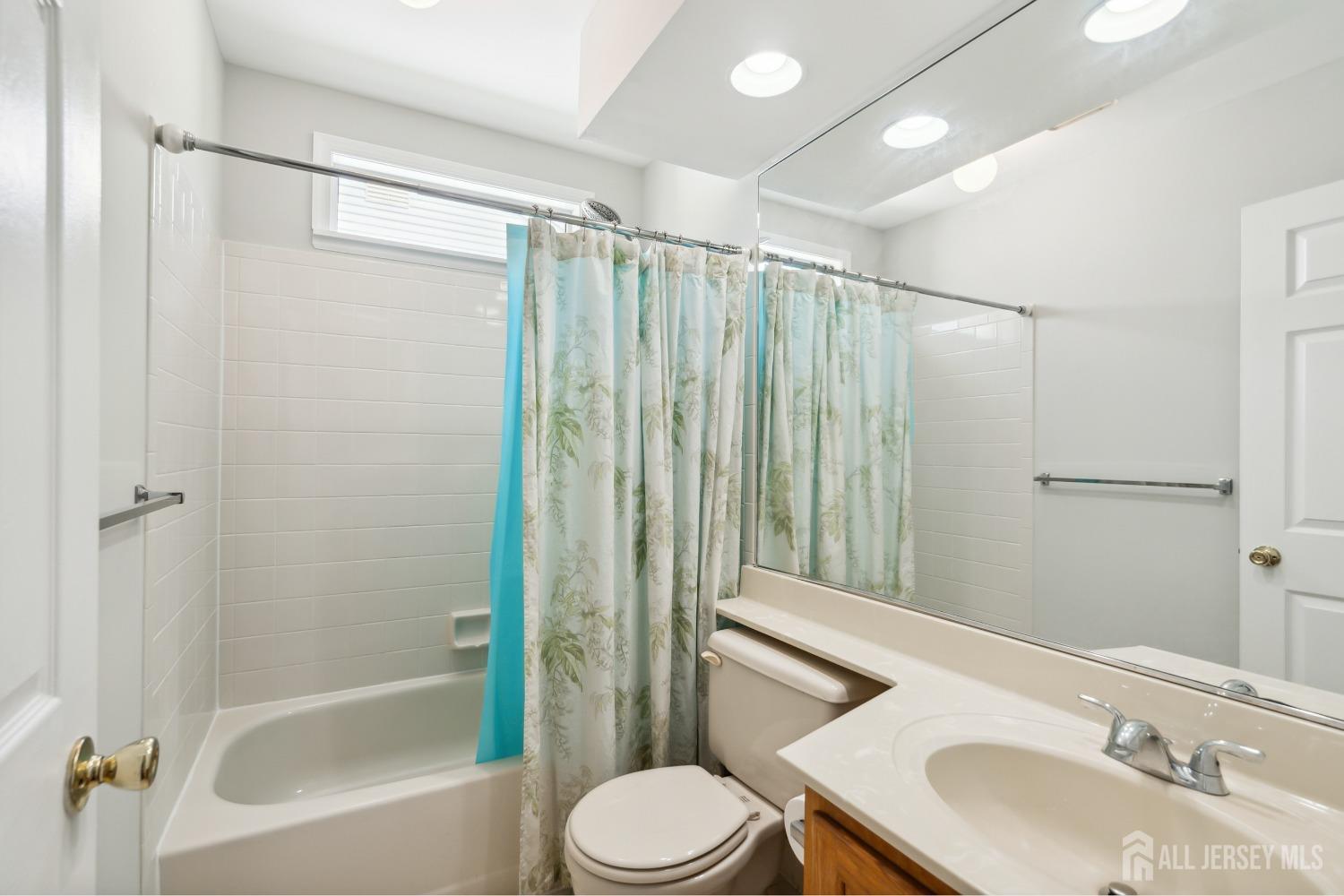 2 Honey Locust Lane Lane, Howell, NJ, 07731 image 14