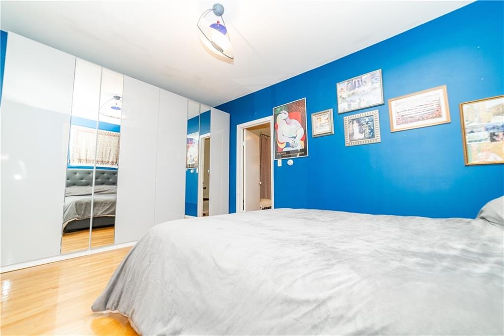 82 West End Avenue, Brooklyn, New York, 11235 image 23