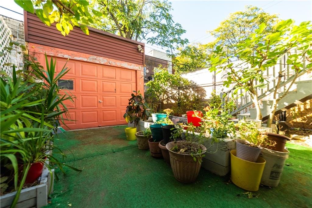82 West End Avenue, Brooklyn, New York, 11235 image 39