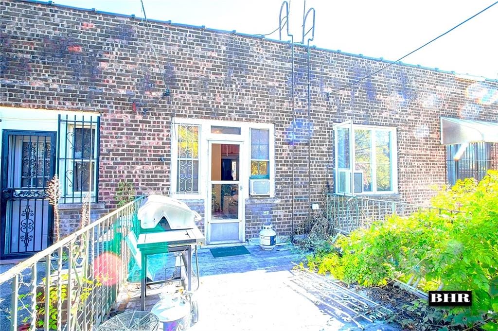 38 Corbin Place, Brooklyn, New York, 11235 image 16