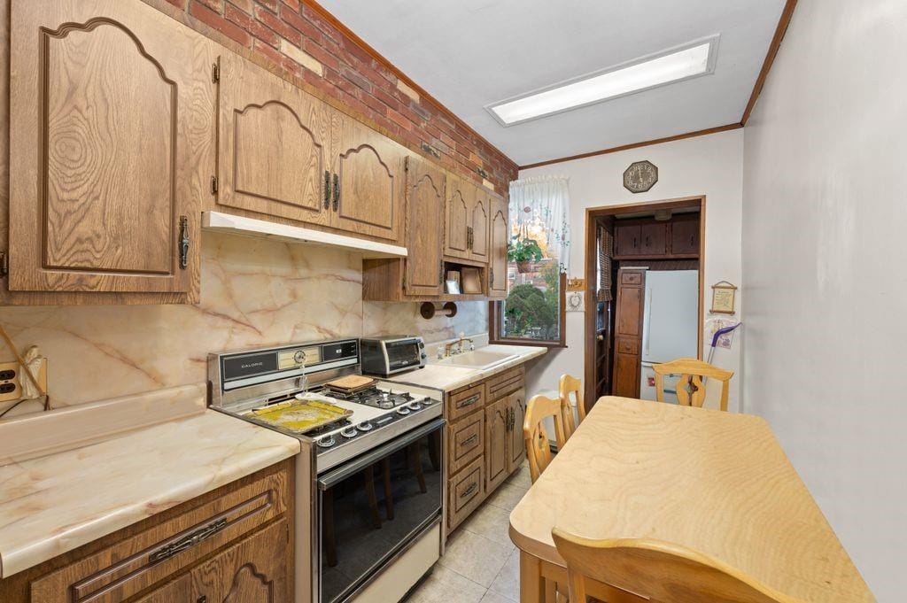 283 Bay 14th Street, Brooklyn, New York, 11214 image 8