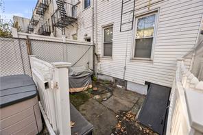 232 Kingsland Avenue, Brooklyn, New York, 11222 image 25