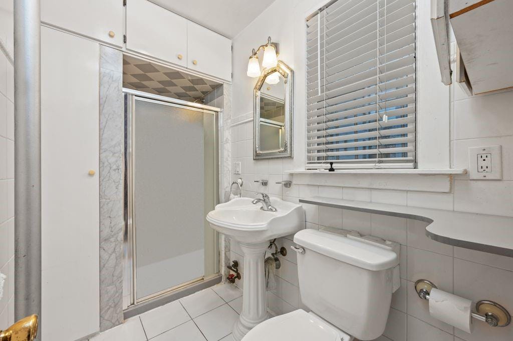 8210 Fort Hamilton Parkway, Brooklyn, New York, 11209 image 18