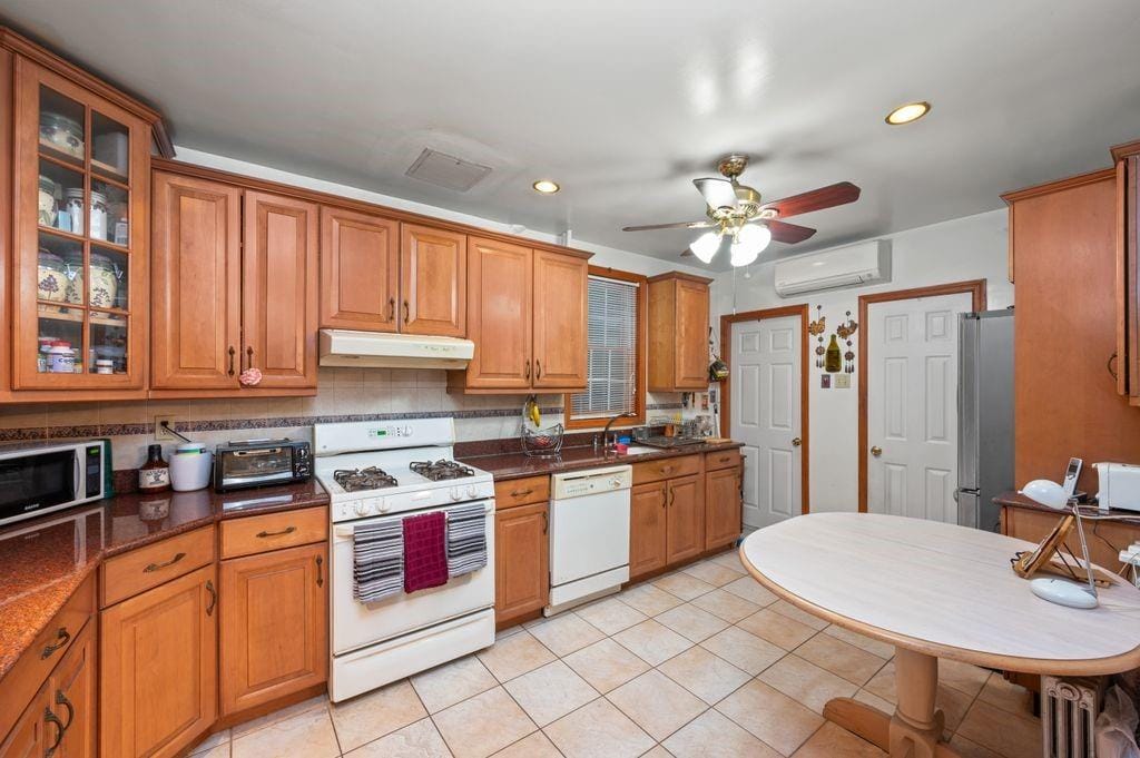 8210 Fort Hamilton Parkway, Brooklyn, New York, 11209 image 10