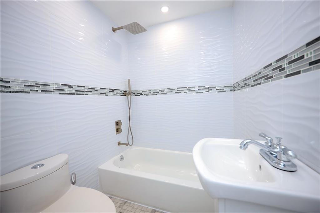 2052 West 12th Street, Brooklyn, New York, 11223 image 8