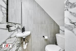 1427 East 27th Street, Brooklyn, New York, 11210 image 19