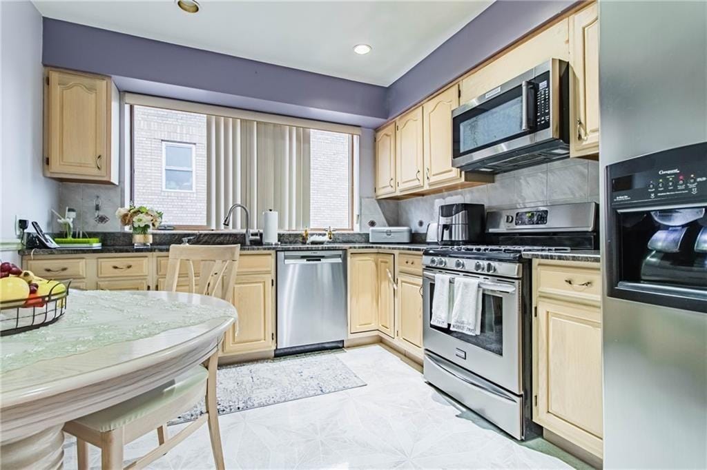 2572 West 16th Street, Brooklyn, New York, 11214 image 29