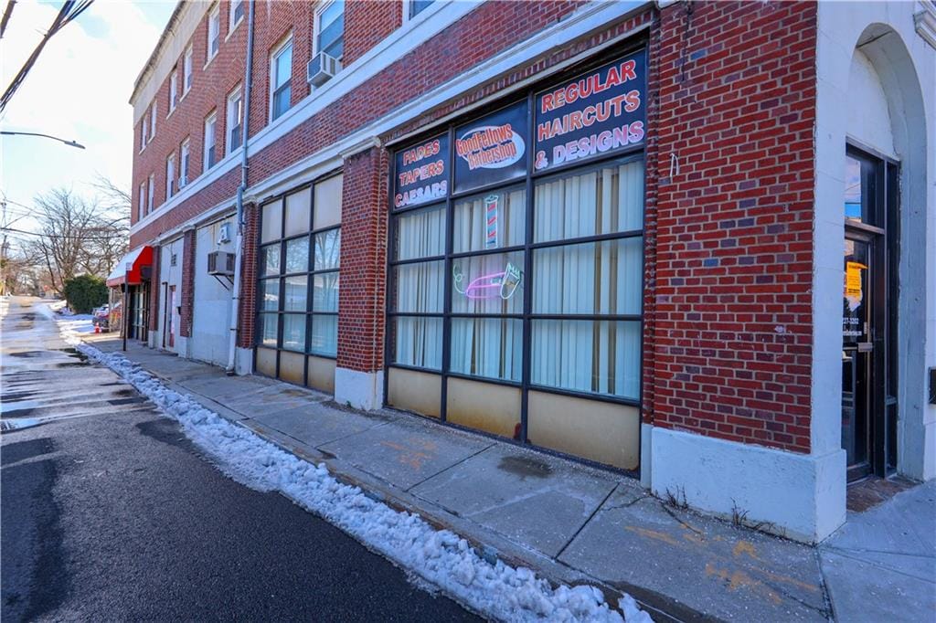 3974 Amboy Road Image 3