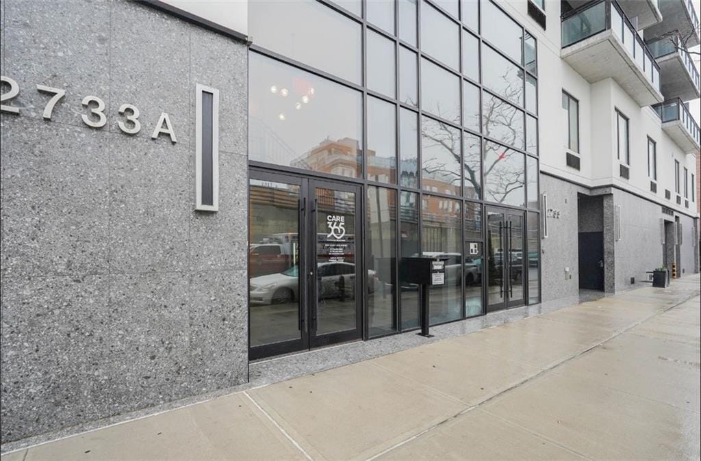 2733 East 12th Street 5D Image 2
