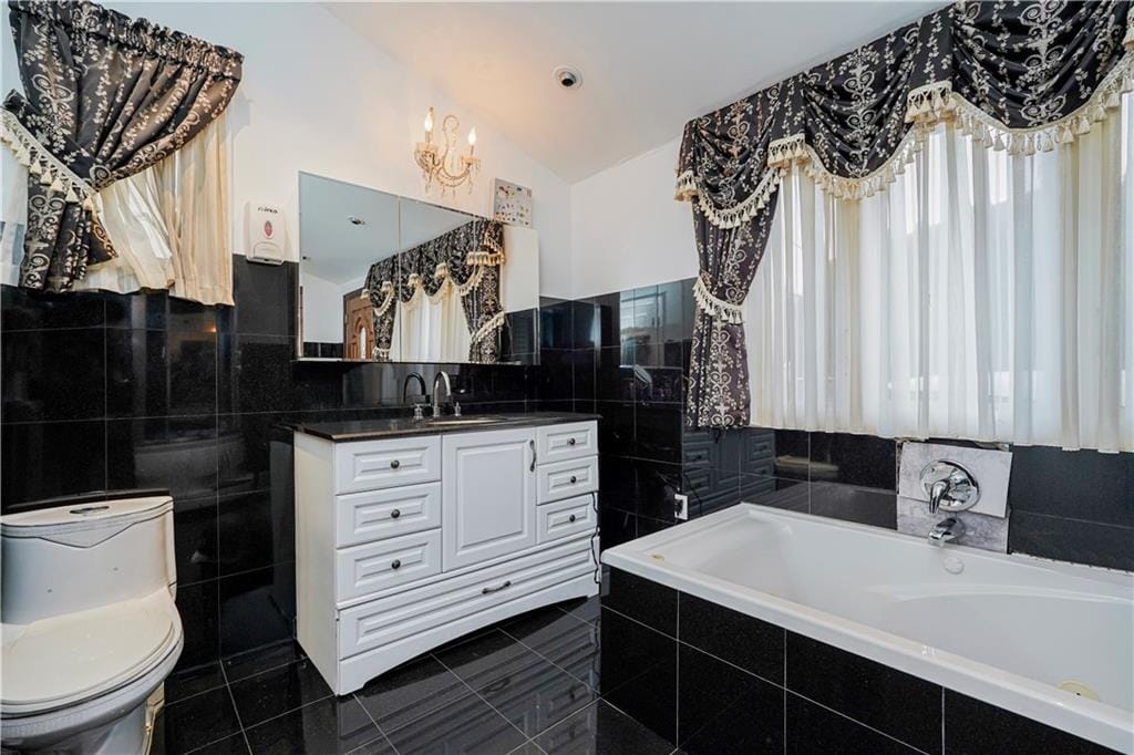 3822 Cypress Avenue, Brooklyn, New York, 11224 image 9